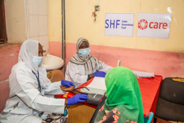 CARE Sudan provides health services and malnutrition treatment to displaced people and host communities in South Darfur.